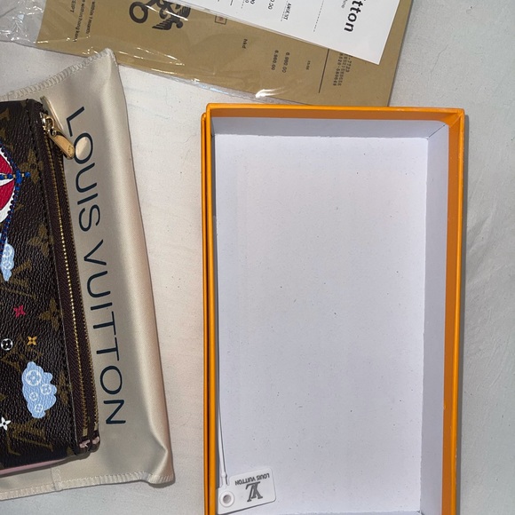 Lv double zipper purse - Picture 11 of 11